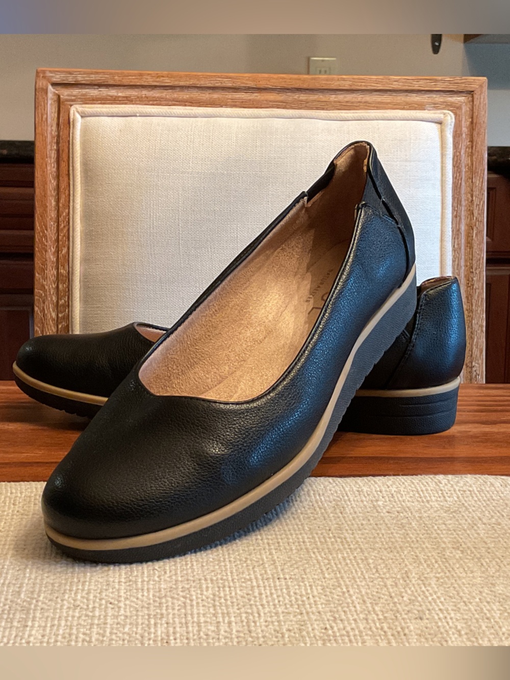 Naturalizer Black Leather Comfort Flats with Tan Trim
